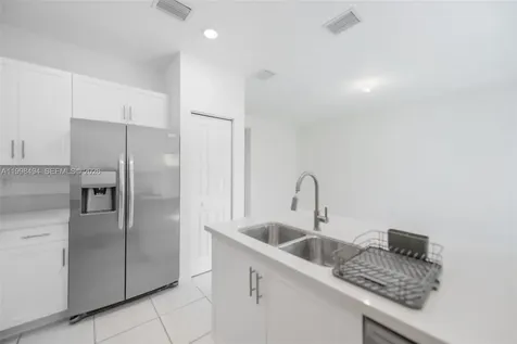 640 NE 207th Street Miami FL 33179