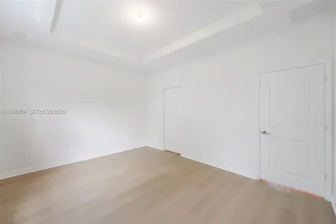 640 NE 207th Street Miami FL 33179