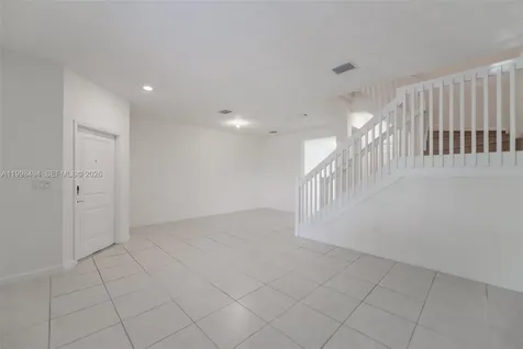 640 NE 207th Street Miami FL 33179