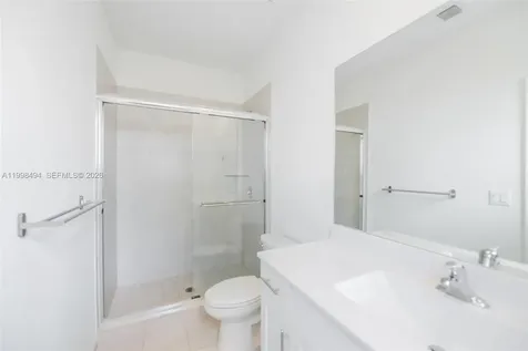 640 NE 207th Street Miami FL 33179