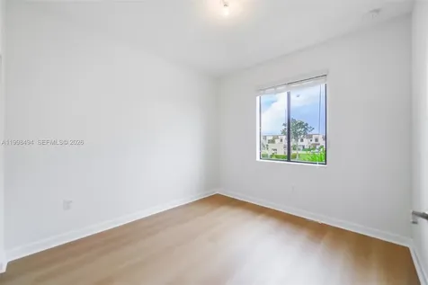 640 NE 207th Street Miami FL 33179