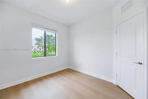 640 NE 207th Street Miami FL 33179