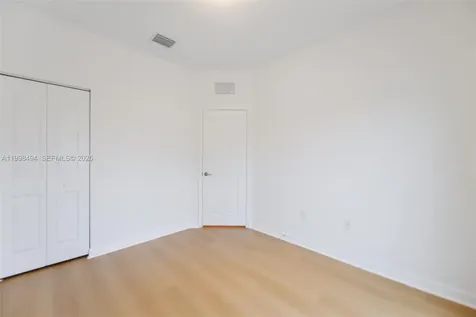 640 NE 207th Street Miami FL 33179
