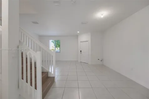 640 NE 207th Street Miami FL 33179