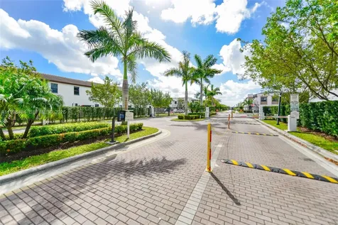 640 NE 207th Street Miami FL 33179