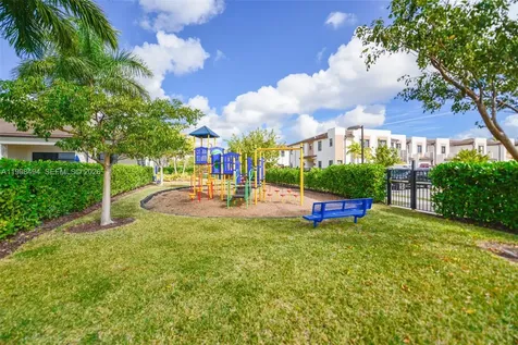 640 NE 207th Street Miami FL 33179