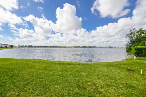 640 NE 207th Street Miami FL 33179