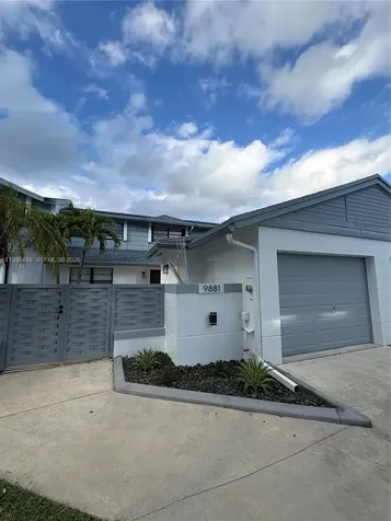 9881 NW 52nd Terrace Doral FL 33178