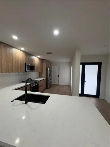 9881 NW 52nd Terrace Doral FL 33178