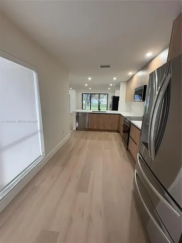 9881 NW 52nd Terrace Doral FL 33178