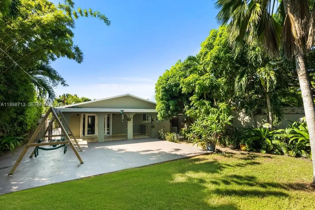 1333 SW 16th Street Miami FL 33145
