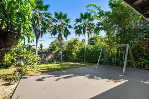 1333 SW 16th Street Miami FL 33145