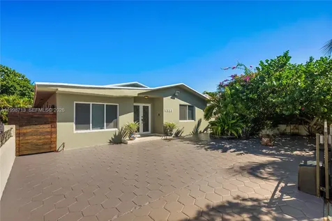 1333 SW 16th Street Miami FL 33145