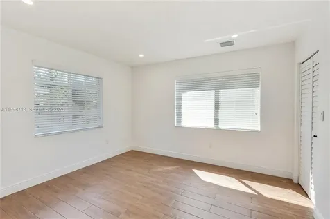 1333 SW 16th Street Miami FL 33145