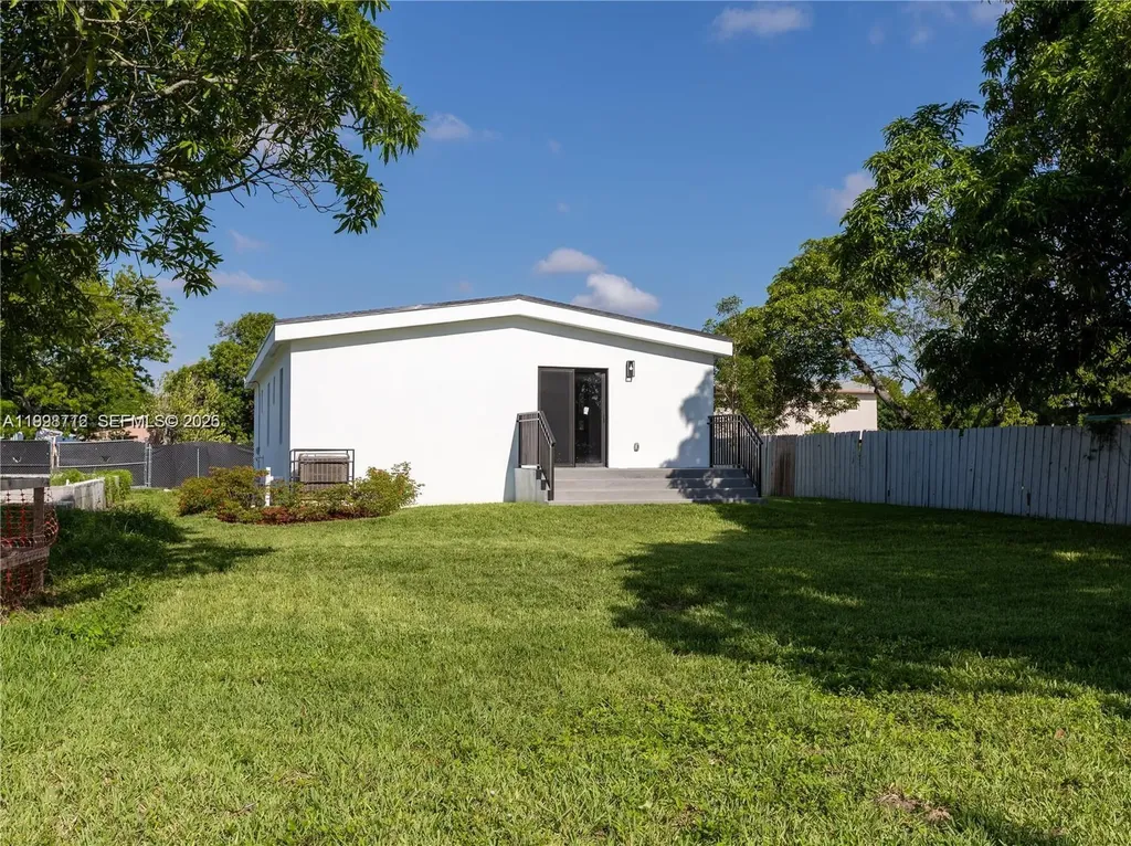 404 NW 15th Avenue Pompano Beach FL 33069