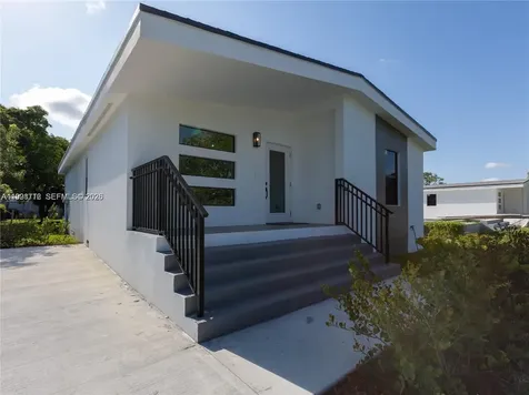 404 NW 15th Avenue Pompano Beach FL 33069