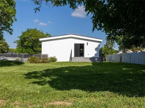 404 NW 15th Avenue Pompano Beach FL 33069