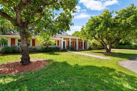 9830 SW 69th Avenue Pinecrest FL 33156