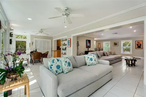 9830 SW 69th Avenue Pinecrest FL 33156