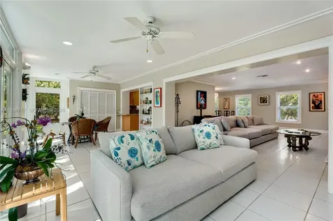 9830 SW 69th Avenue Pinecrest FL 33156