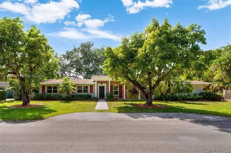 9830 SW 69th Avenue Pinecrest FL 33156