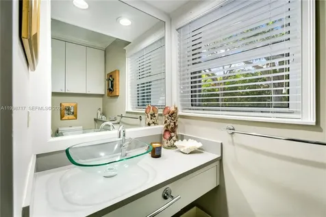 9830 SW 69th Avenue Pinecrest FL 33156