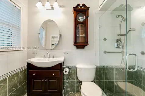 9830 SW 69th Avenue Pinecrest FL 33156