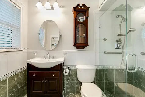 9830 SW 69th Avenue Pinecrest FL 33156