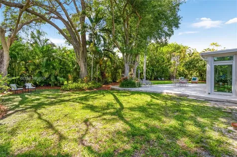 9830 SW 69th Avenue Pinecrest FL 33156