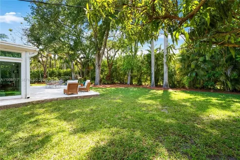 9830 SW 69th Avenue Pinecrest FL 33156
