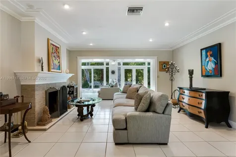9830 SW 69th Avenue Pinecrest FL 33156