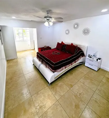 6217 SW 128th Place Miami FL 33183
