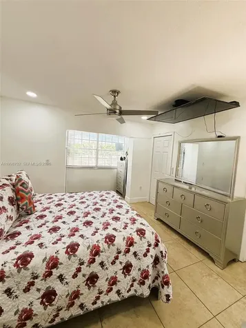 6217 SW 128th Place Miami FL 33183