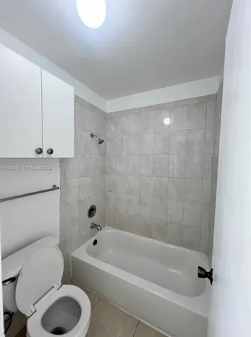 8719 NW 39th Street Sunrise FL 33351
