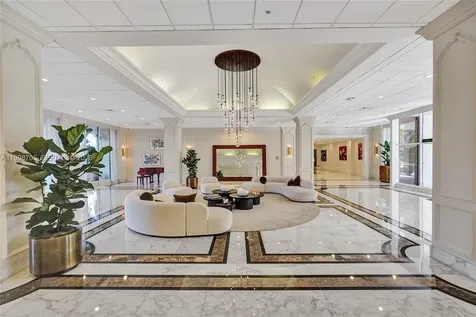 5600 Collins Avenue Miami Beach FL 33140