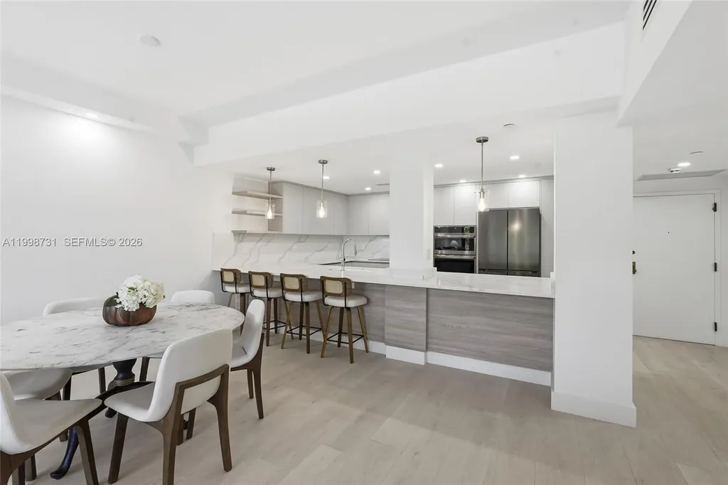 251 Crandon Boulevard Key Biscayne FL 33149