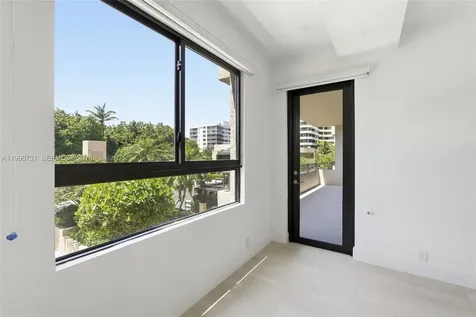251 Crandon Boulevard Key Biscayne FL 33149