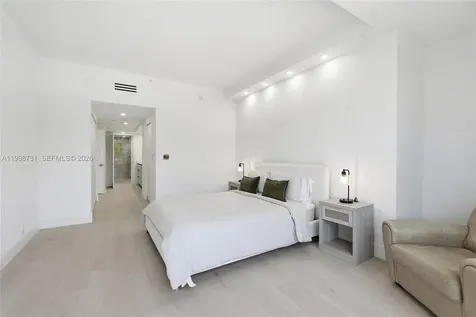 251 Crandon Boulevard Key Biscayne FL 33149