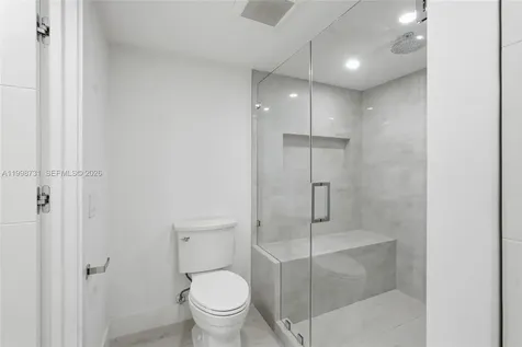 251 Crandon Boulevard Key Biscayne FL 33149