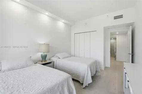 251 Crandon Boulevard Key Biscayne FL 33149