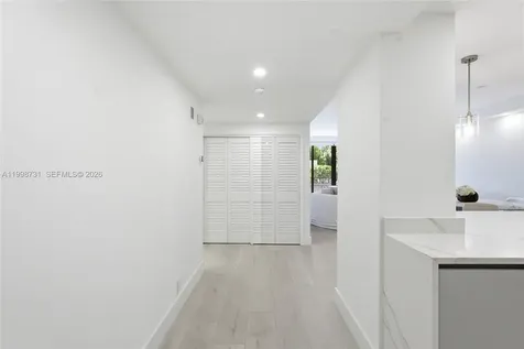 251 Crandon Boulevard Key Biscayne FL 33149