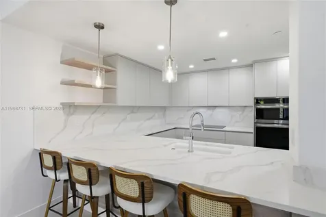 251 Crandon Boulevard Key Biscayne FL 33149