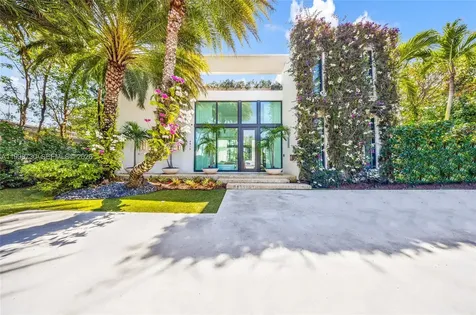 4515 N Michigan Avenue Miami Beach FL 33140