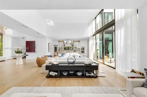 4515 N Michigan Avenue Miami Beach FL 33140