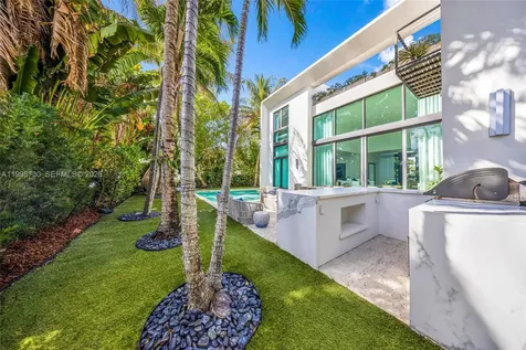 4515 N Michigan Avenue Miami Beach FL 33140
