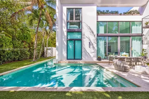 4515 N Michigan Avenue Miami Beach FL 33140