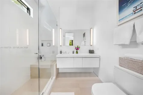 4515 N Michigan Avenue Miami Beach FL 33140