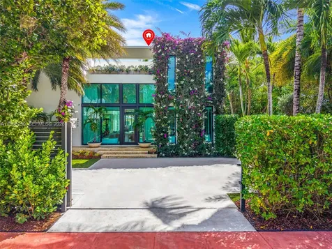 4515 N Michigan Avenue Miami Beach FL 33140