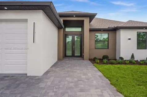 936 Bolivia Drive Lehigh Acres FL 33974