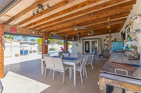 5100 SW 116th Avenue Miami FL 33165